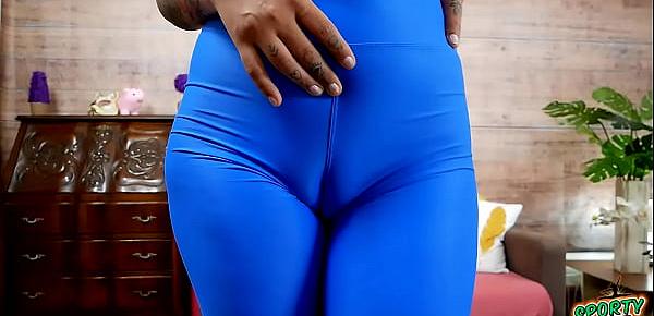  Incredible Bubble Butt and Deep Cameltoe Latina In Tight Spandex Leggings